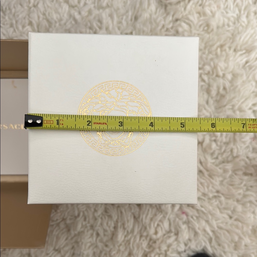 Versace Gold and White Gift Box - Picture 3 of 4